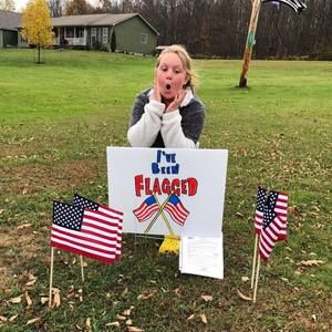 Meet your Posher, Joni